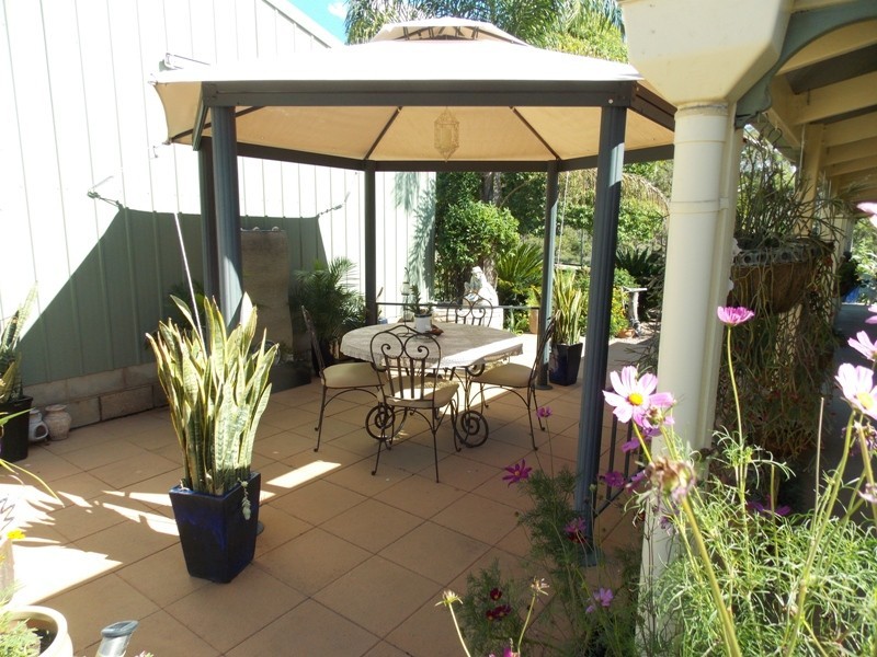 3 Dalkeith Street, Nanango QLD 4615