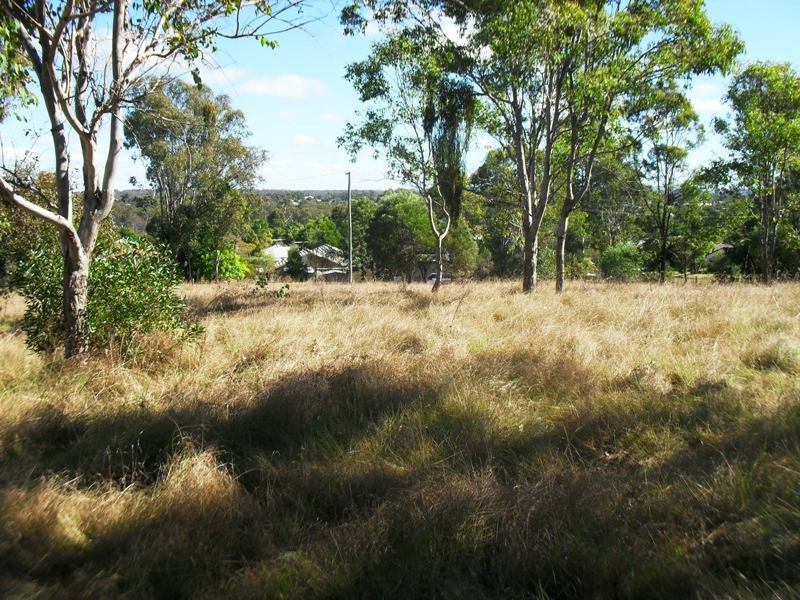 58 Home Street, Nanango QLD 4615