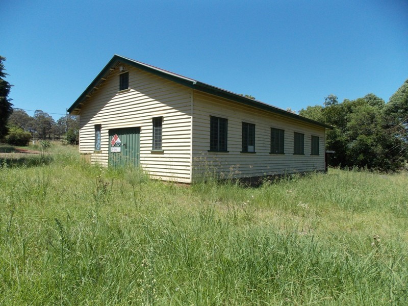 1 Davies Street, Yarraman QLD 4614