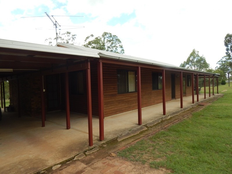 298 Carbeen Crescent, Nanango QLD 4615