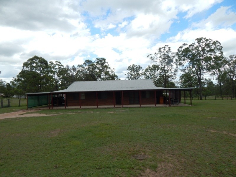 298 Carbeen Crescent, Nanango QLD 4615