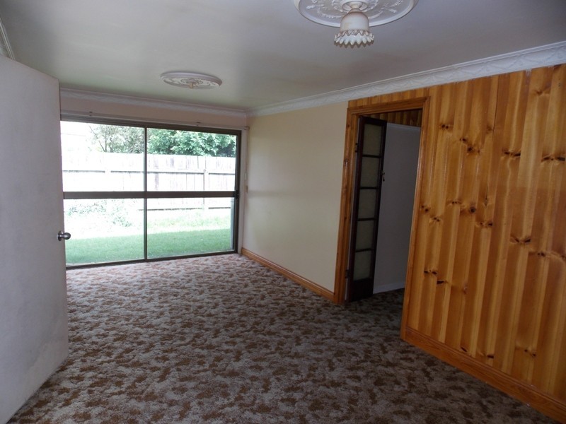 12 Bunker Avenue, Nanango QLD 4615