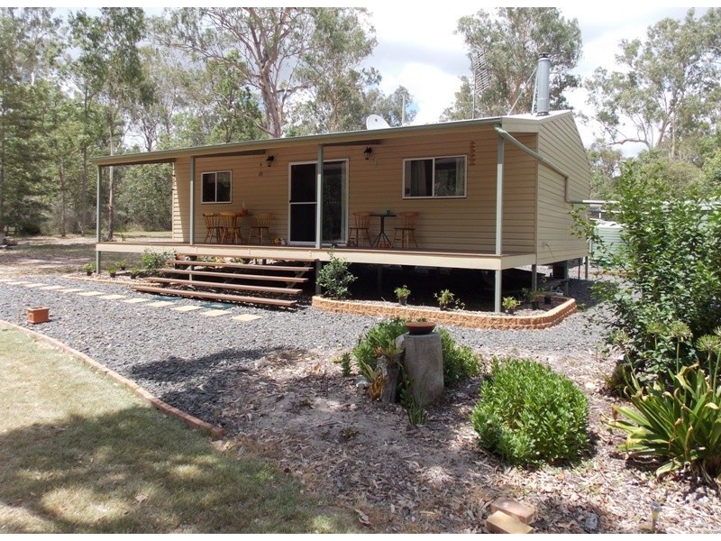 26 Raymond Road, Nanango QLD 4615