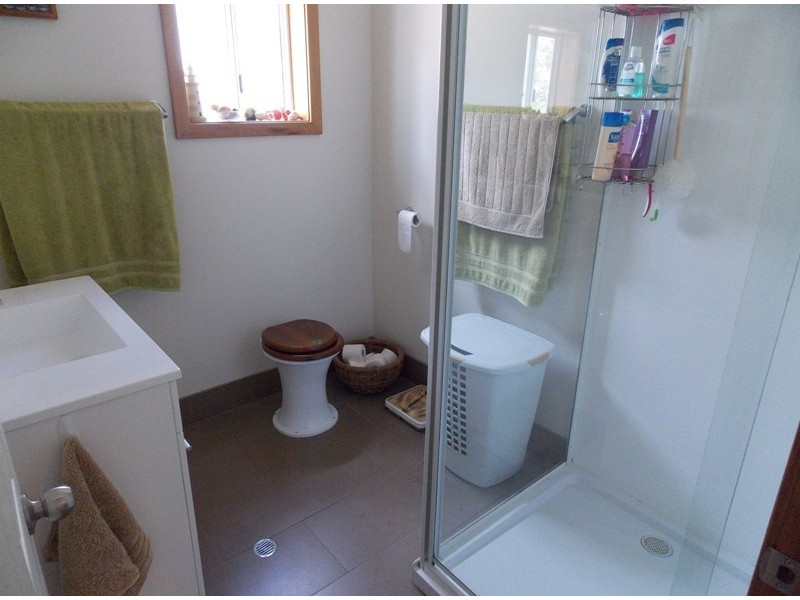 26 Raymond Road, Nanango QLD 4615