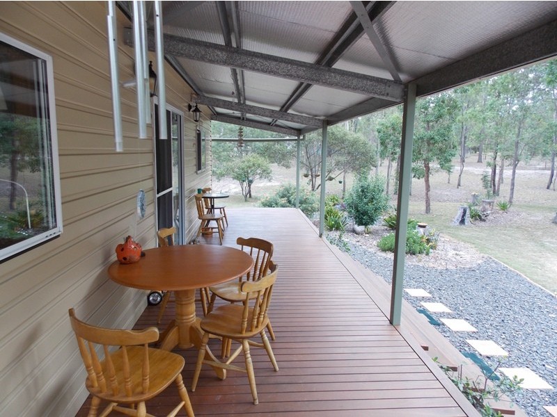 26 Raymond Road, Nanango QLD 4615