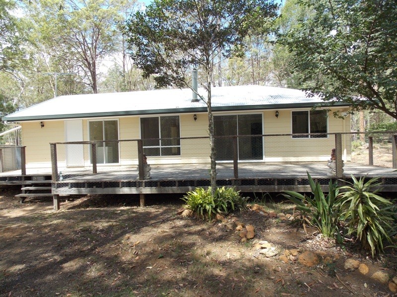 53 Lorna Court, Blackbutt QLD 4306