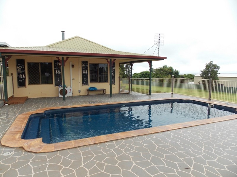 7 Rosalie Drive, Yarraman QLD 4614