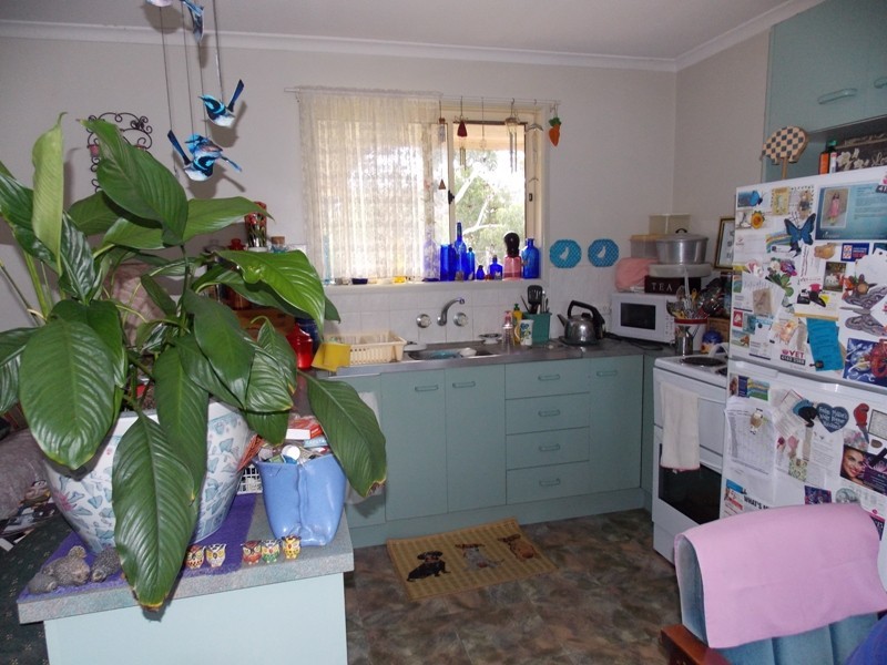 7b Grey Street, Nanango QLD 4615