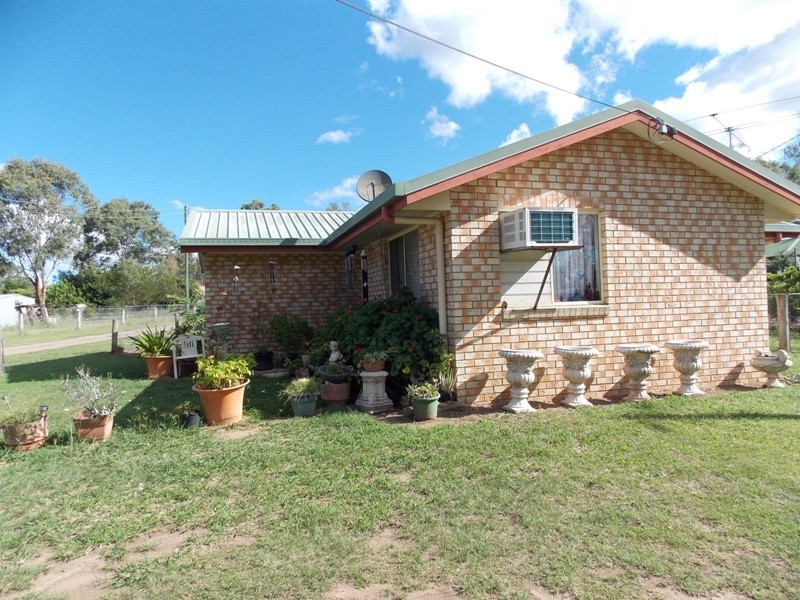 7b Grey Street, Nanango QLD 4615