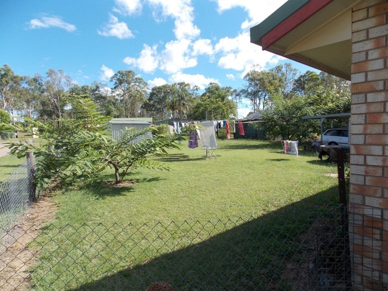 7b Grey Street, Nanango QLD 4615
