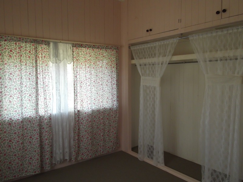 65 Henry Street, Nanango QLD 4615