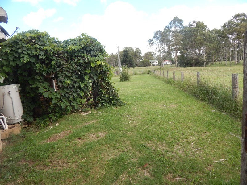 65 Henry Street, Nanango QLD 4615