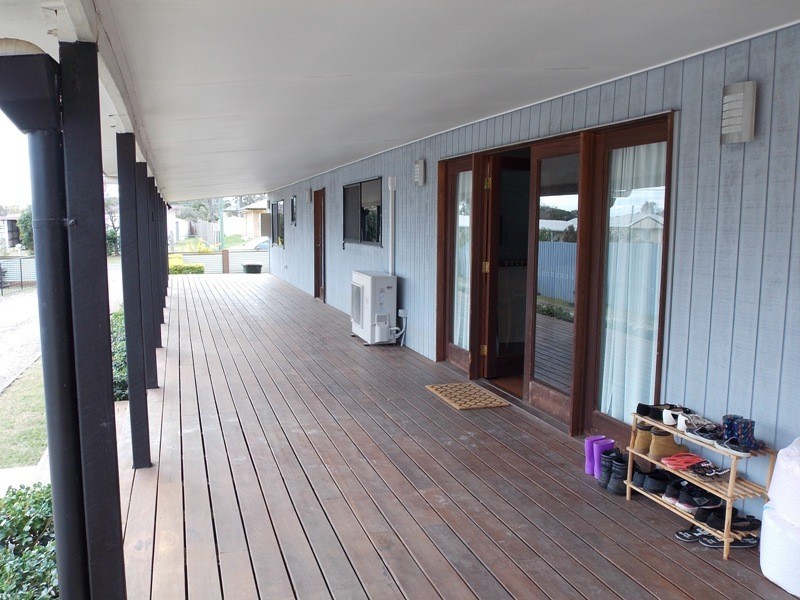 15 George Street, Blackbutt QLD 4306