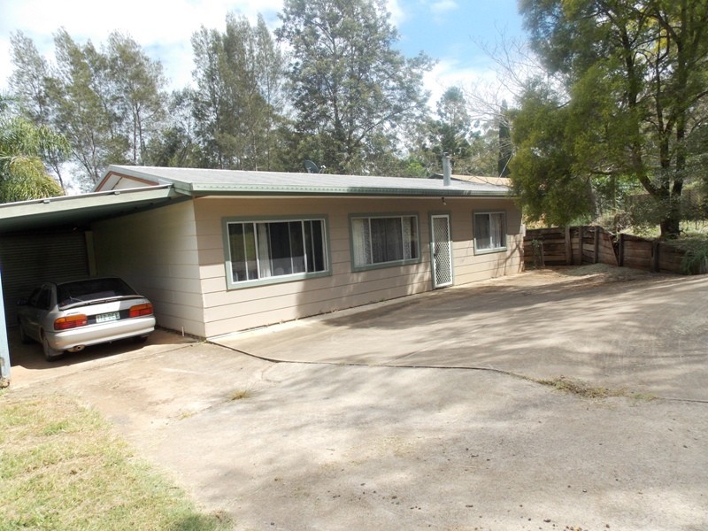 40 Gold Street, Nanango QLD 4615