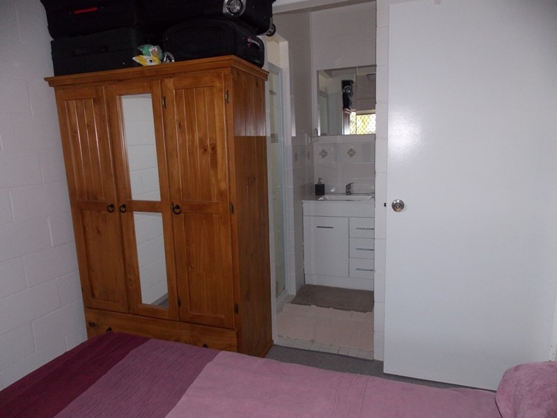 4 Deakin Crescent, Nanango QLD 4615