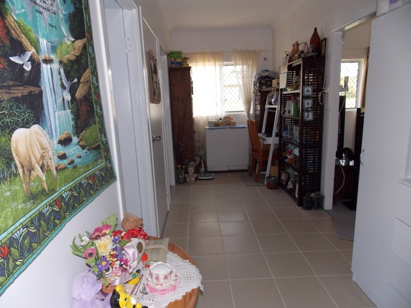 4 Deakin Crescent, Nanango QLD 4615