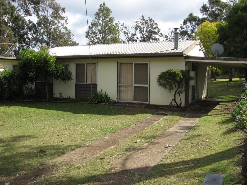 24 Miller Street, Blackbutt QLD 4306
