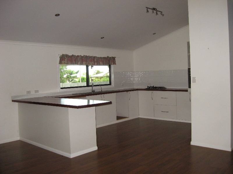 Blackbutt QLD 4306