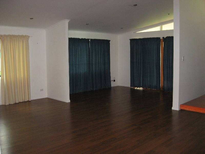 Blackbutt QLD 4306
