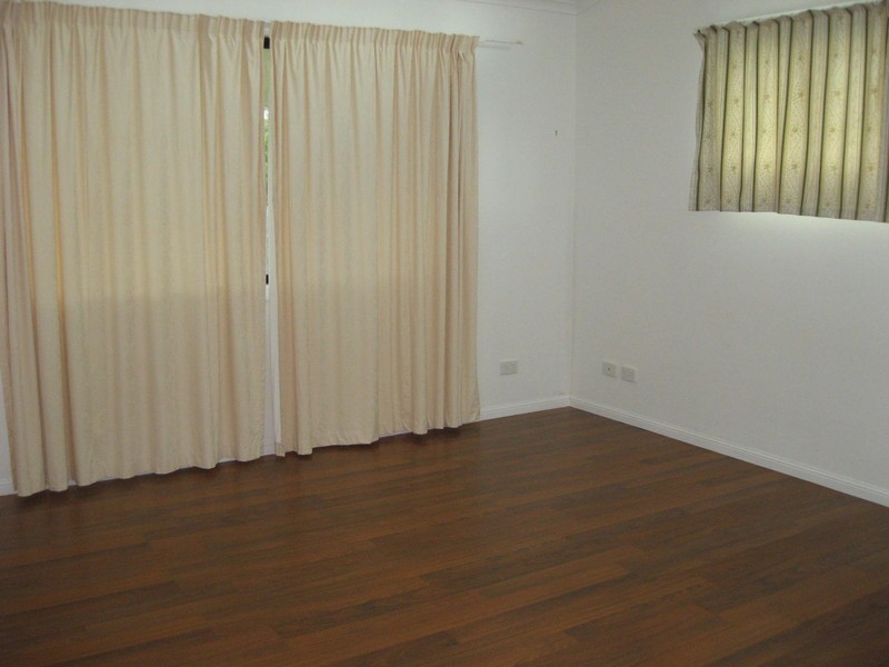 Blackbutt QLD 4306