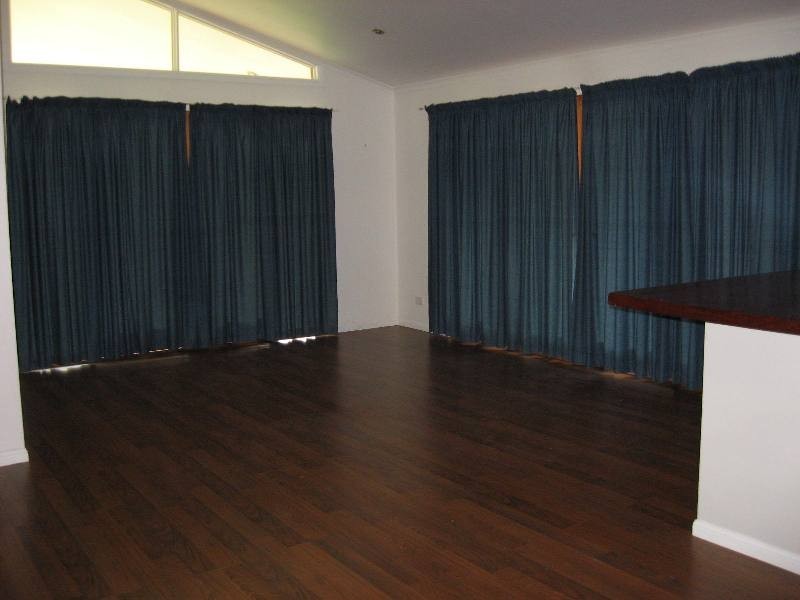 Blackbutt QLD 4306
