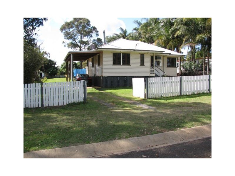 Blackbutt QLD 4306