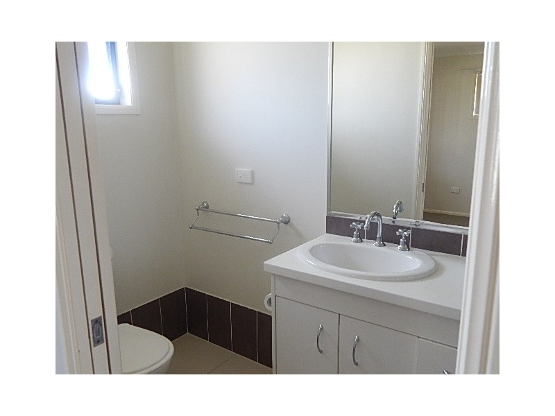 4 Avoca Place, Nanango QLD 4615