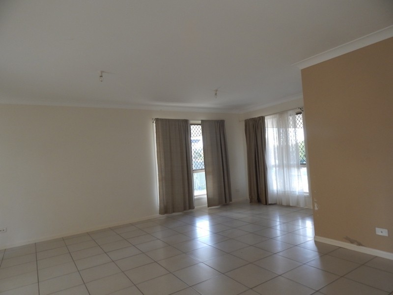 10a Corbett Street, Nanango QLD 4615