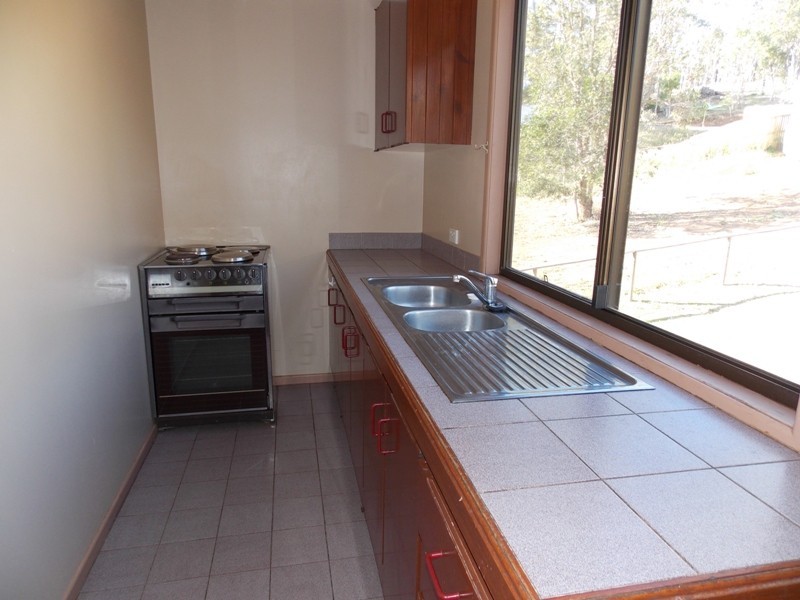 18 Hospital Terrace, Nanango QLD 4615