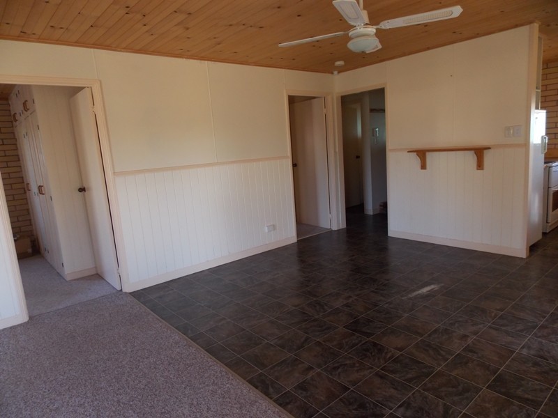 27 Normanby Street, Nanango QLD 4615