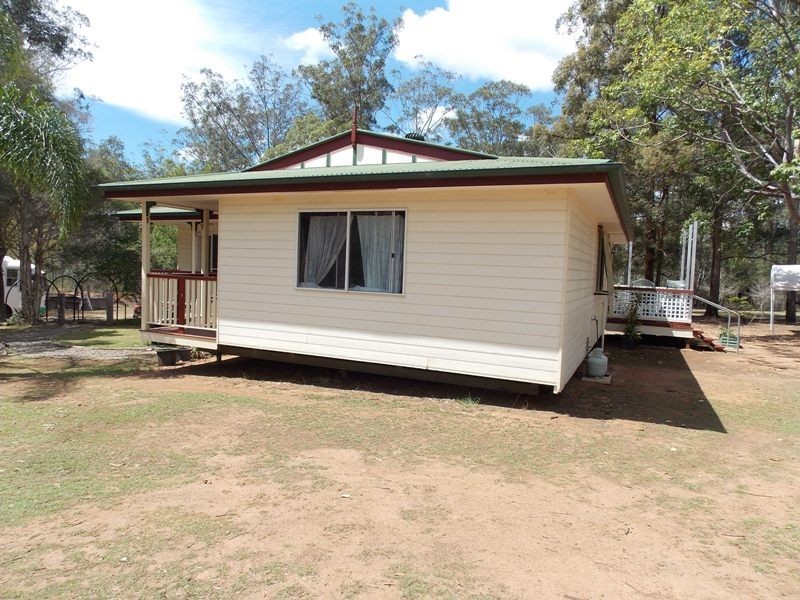 334 Crumpton Drive, Blackbutt QLD 4306
