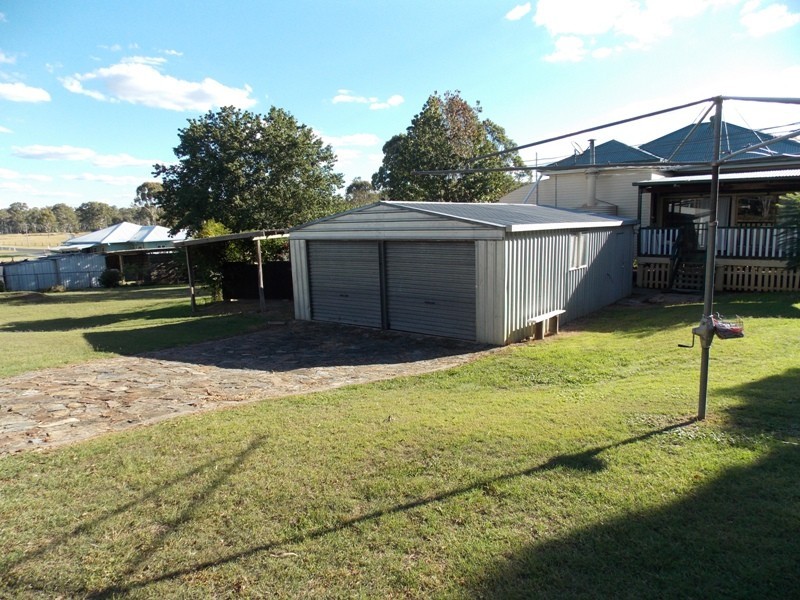 92 Burnett Street, Nanango QLD 4615