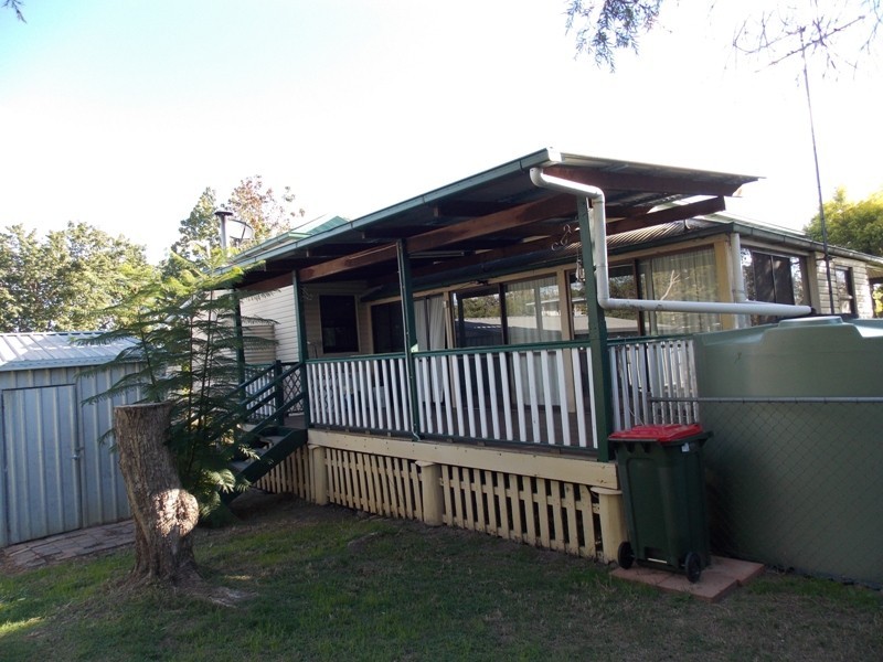 92 Burnett Street, Nanango QLD 4615