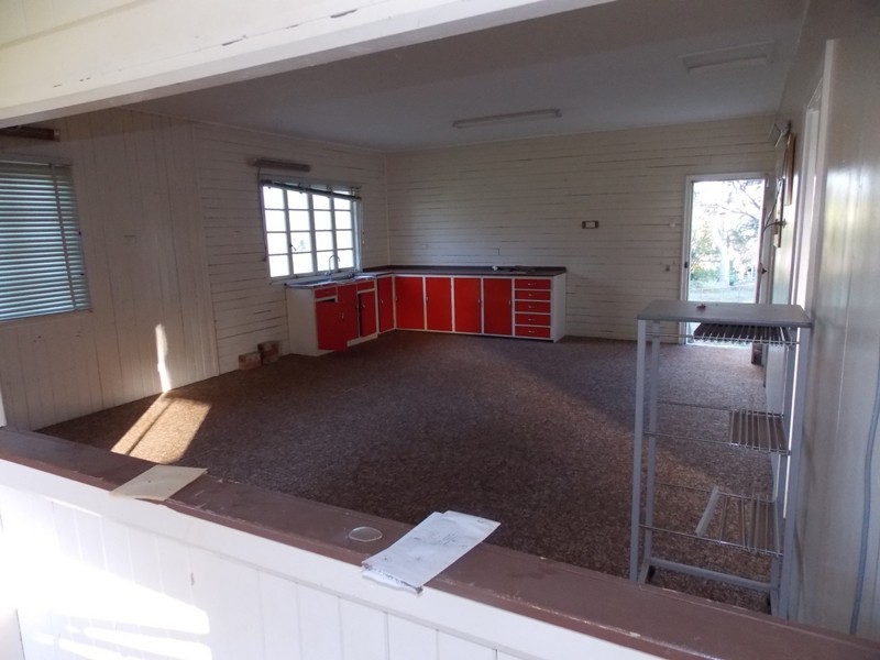 5 Davies Street, Yarraman QLD 4614