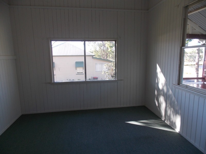 43 Normanby Street, Nanango QLD 4615