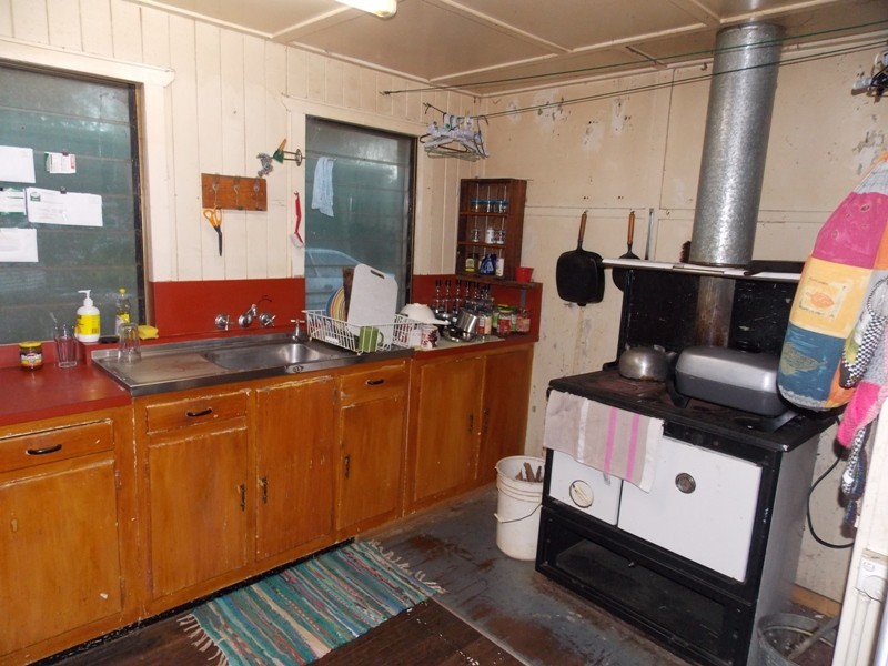 67 Chester Street, Nanango QLD 4615