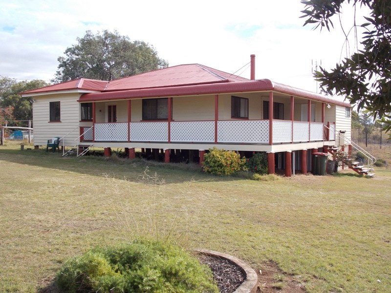 6 Main Street, Maidenwell QLD 4615