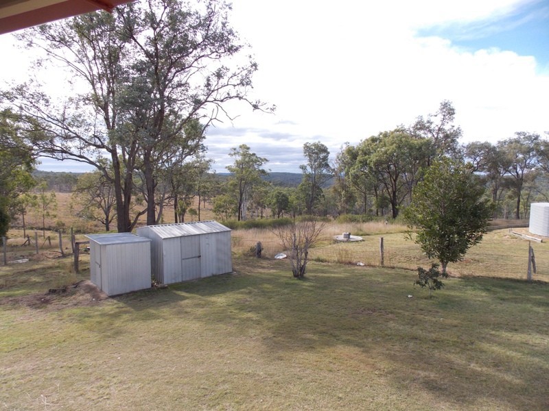 6 Main Street, Maidenwell QLD 4615