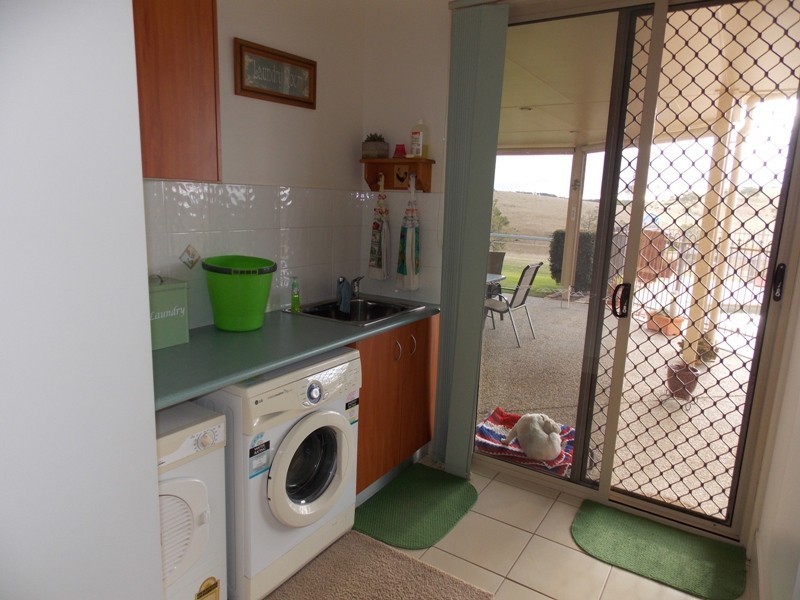 293 Nukku North Road, Blackbutt QLD 4306