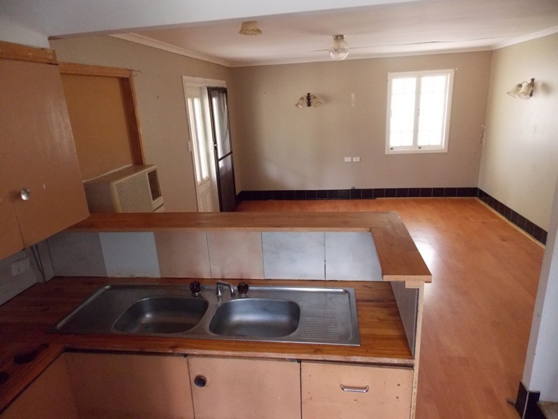 14 McGuire Road, Wattle Camp QLD 4615