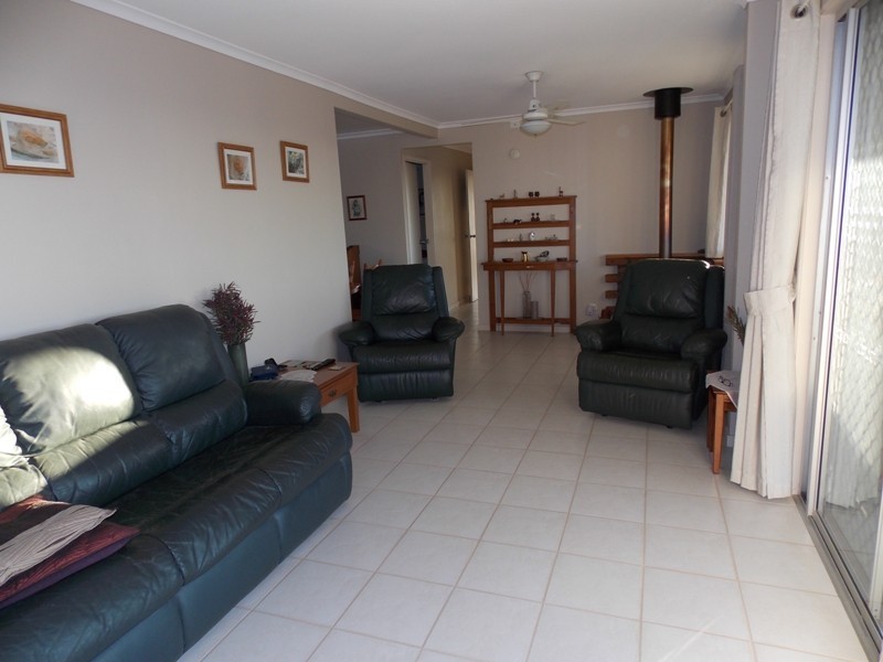 106 Cobby Road, Nanango QLD 4615