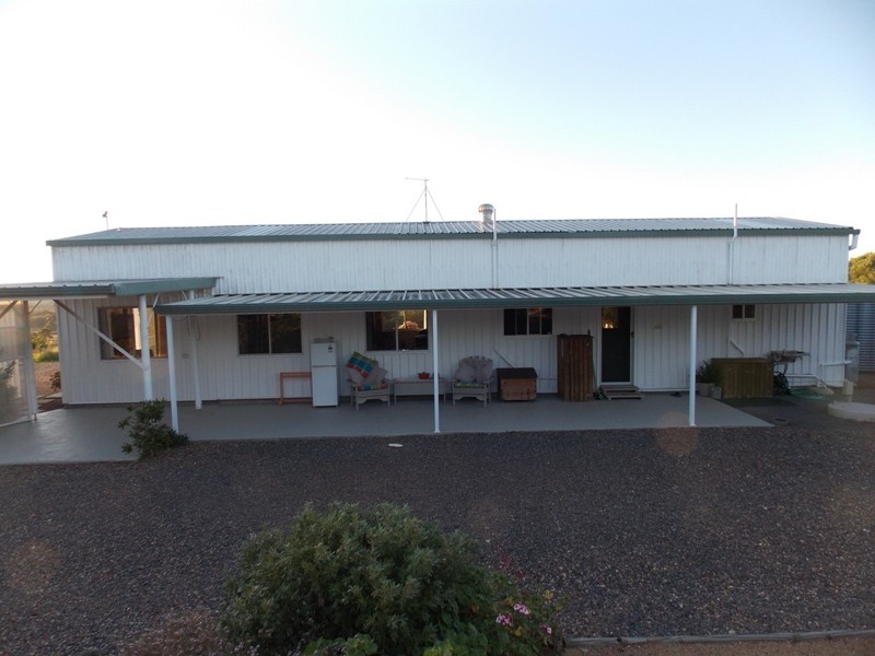 106 Cobby Road, Nanango QLD 4615