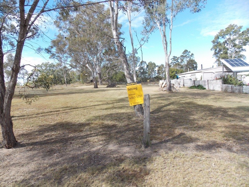 25 Poole Street, Maidenwell QLD 4615