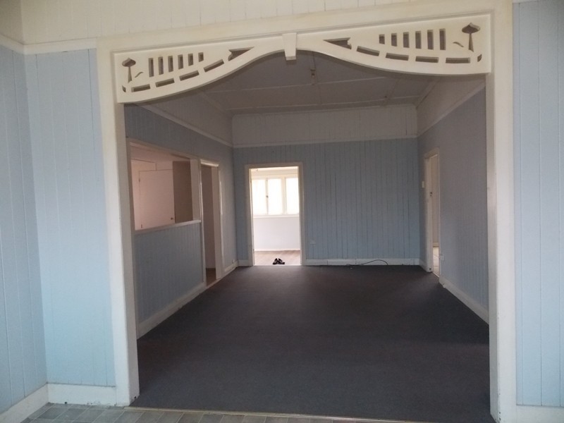 1 Hunter Street, Nanango QLD 4615