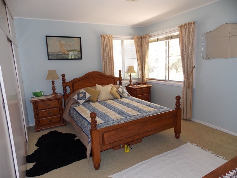 140 Farnows Road, Nanango QLD 4615