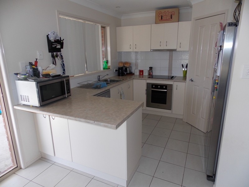 8 Park Drive, Yarraman QLD 4614