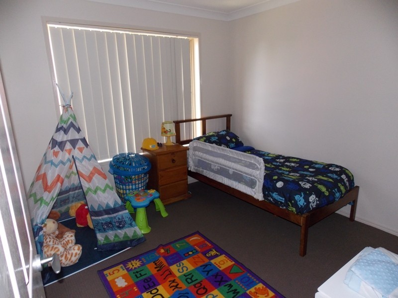 8 Park Drive, Yarraman QLD 4614