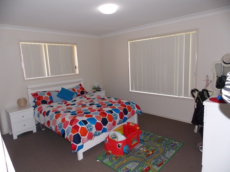 8 Park Drive, Yarraman QLD 4614