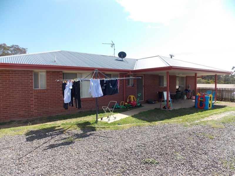 8 Park Drive, Yarraman QLD 4614