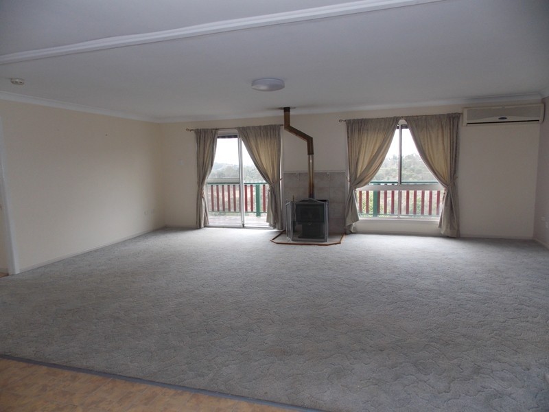 65 Hicken Way, Nanango QLD 4615